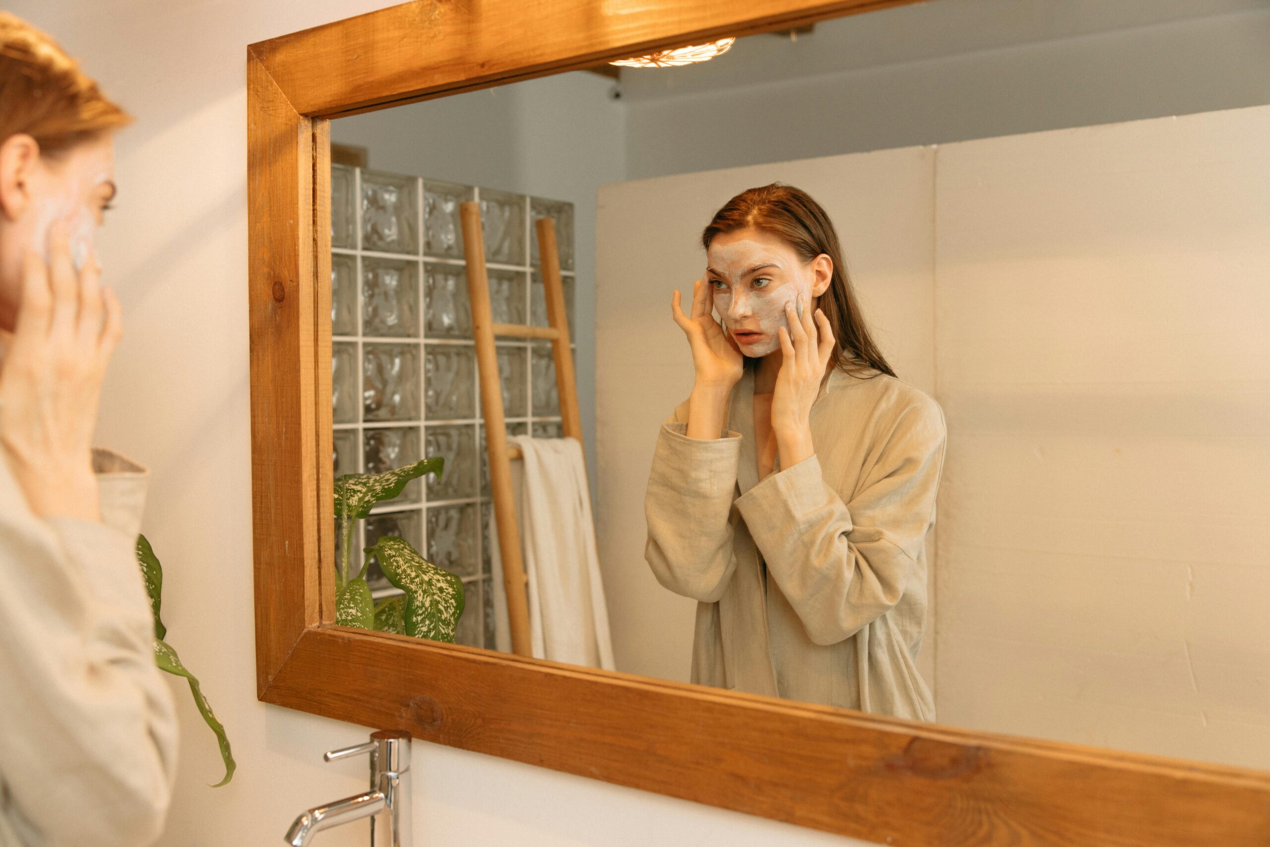 How to Get Naturally Glowing Skin at Home: My Everyday Routine 2025