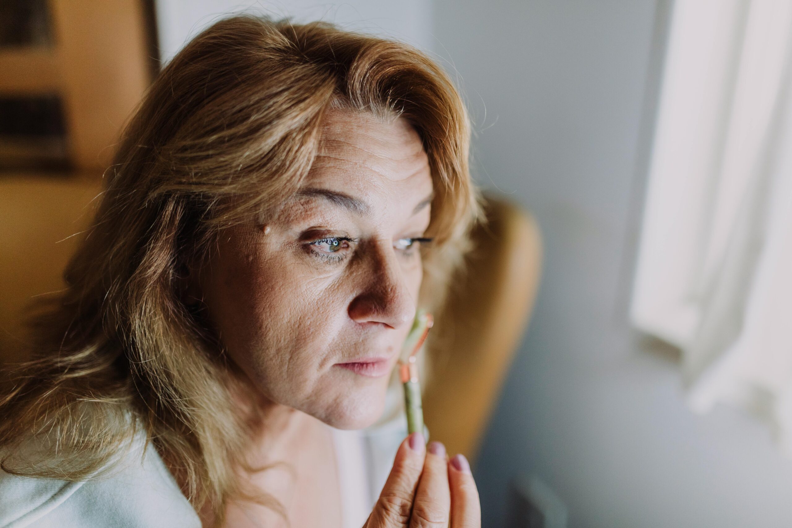 Facial Massage Benefits for Wrinkles: A Complete How-to Guide